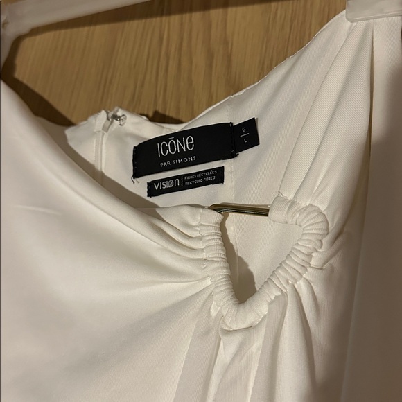 Long silky slit women's Skirt - Picture 2 of 2